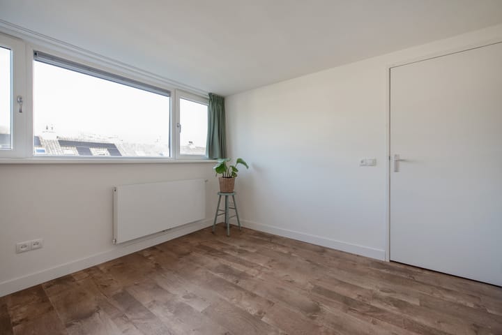 Foto 42 van Graaf Lodewijkstraat 37