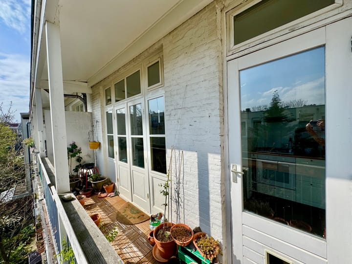 Photo 13 of Eerste Atjehstraat 142-D