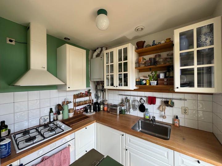 Photo 11 of Eerste Atjehstraat 142-D