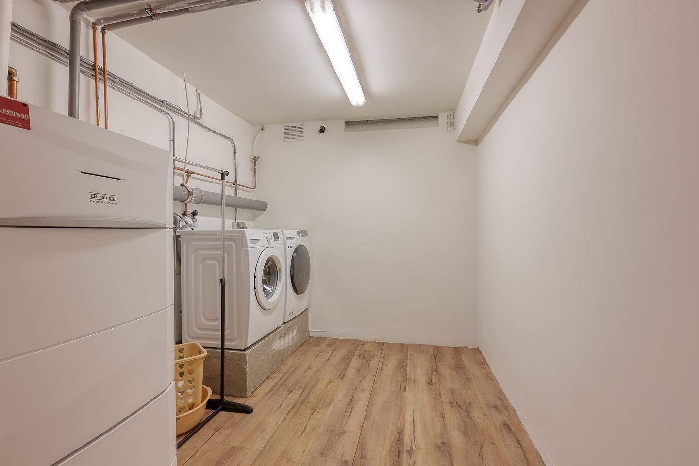 Foto 35 van Van Boetzelaerlaan 3