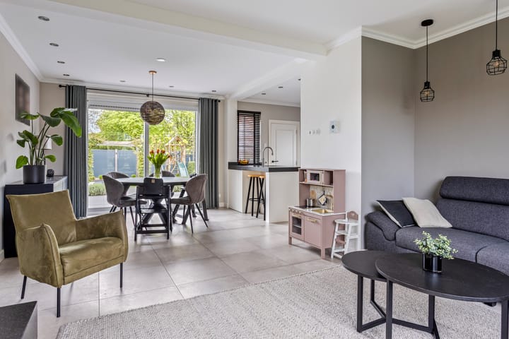 Foto 9 van Molenlaan 14