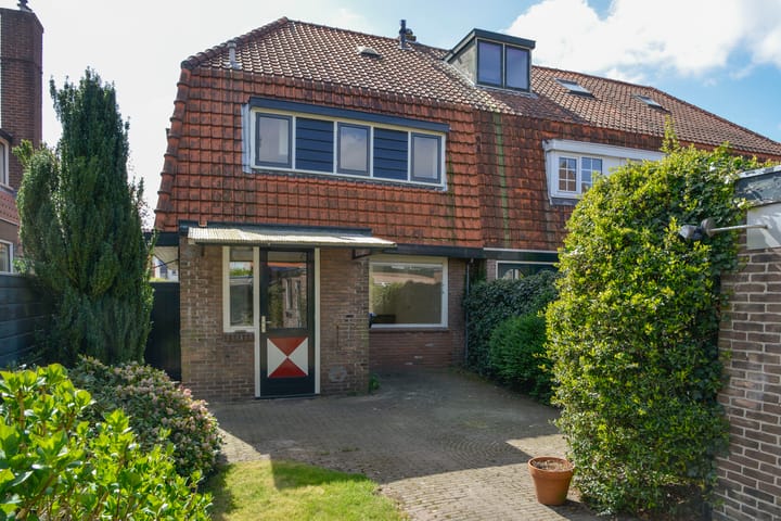 Foto 21 van Leeuwerikstraat 7