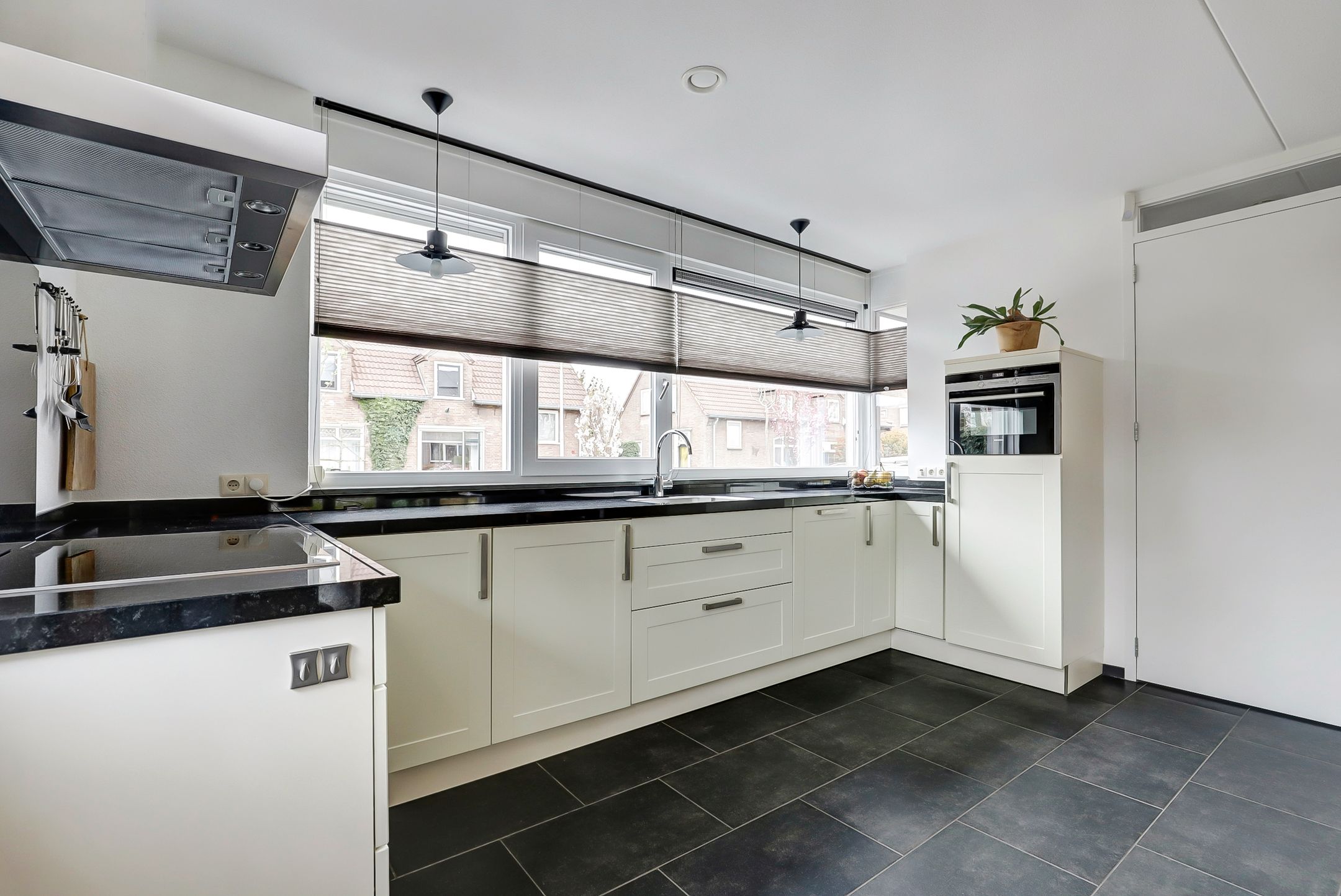 Foto 12 van Essenpasstraat 25-A