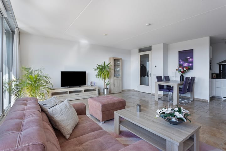 Photo 5 of Laan van Tasmanië 51