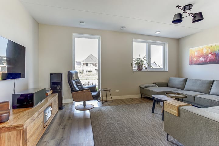 Foto 2 van Karel Appelstraat 58