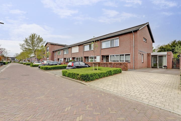 Foto 36 van Essenpasstraat 25-A