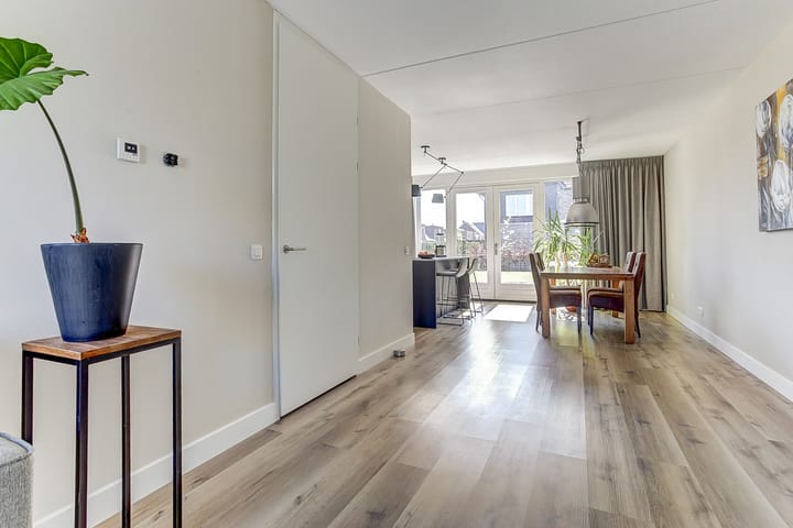 Foto 10 van Karel Appelstraat 58