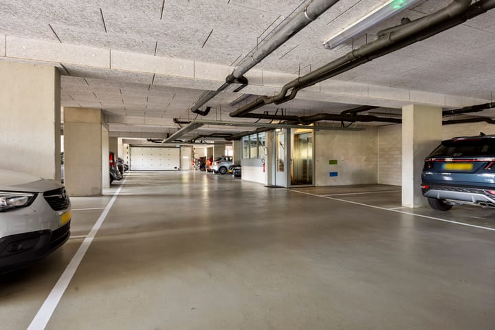 Photo 19 of Laan van Tasmanië 51