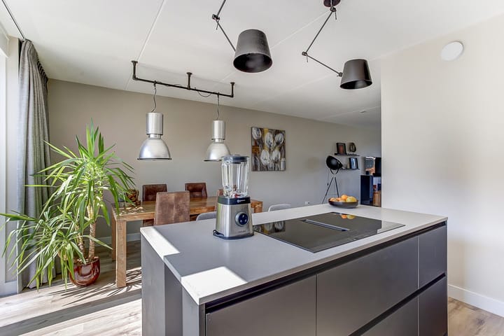 Foto 16 van Karel Appelstraat 58