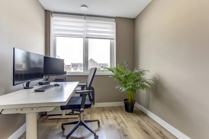 Foto 22 van Karel Appelstraat 58