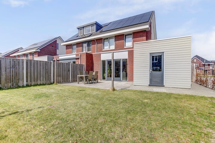 Foto 32 van Karel Appelstraat 58