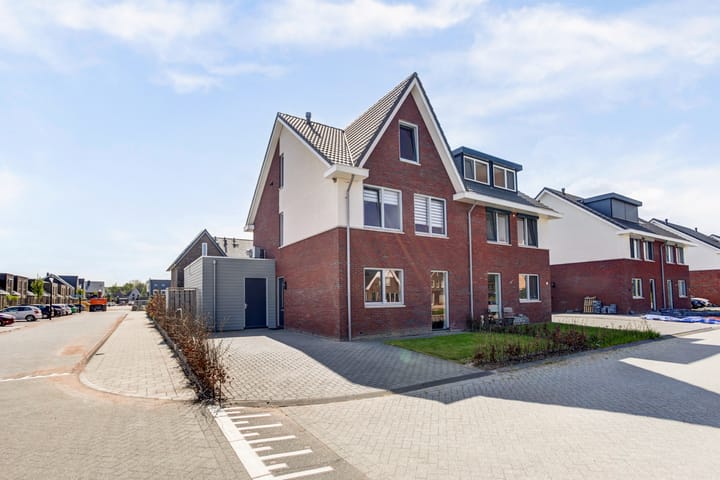 Foto 36 van Karel Appelstraat 58