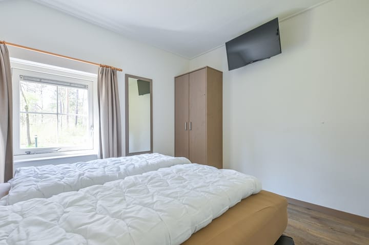 Foto 14 van Landuwerweg 17-402