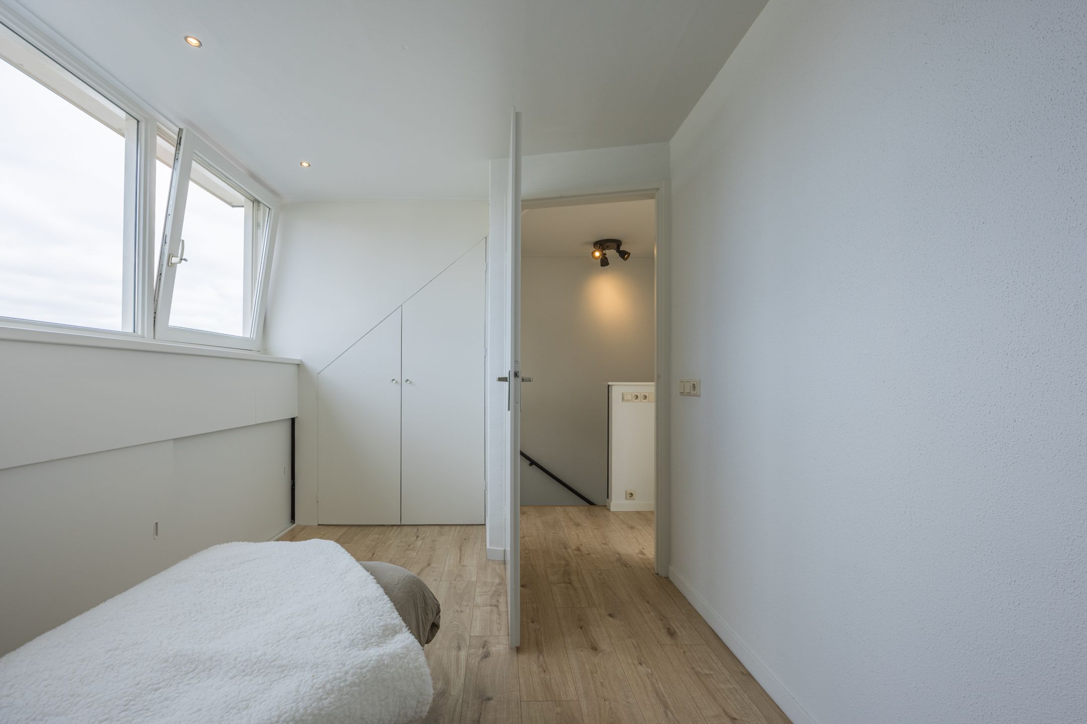 Foto 33 van Duiker 40