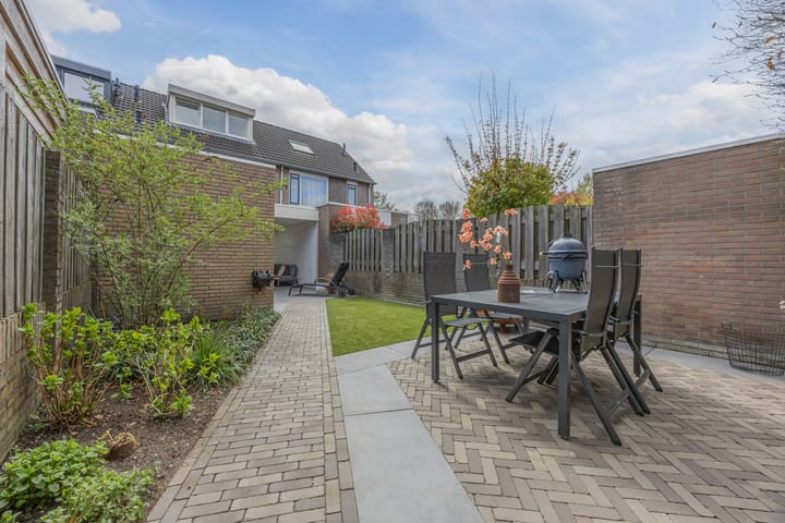 Foto 39 van Duiker 40