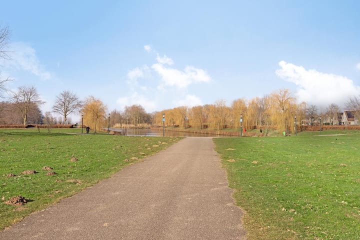 Foto 51 van Duiker 40