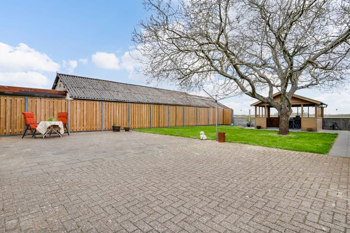 Photo 30 of Veldstraat 1