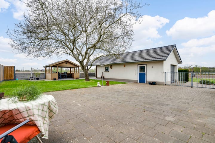 Photo 31 of Veldstraat 1