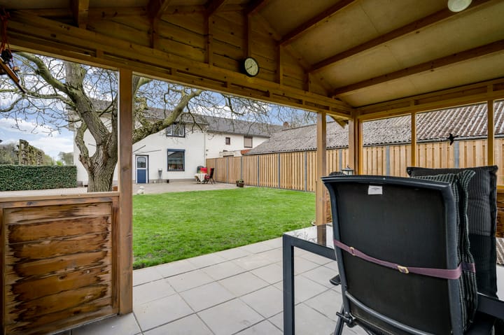 Photo 35 of Veldstraat 1