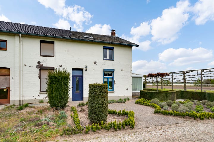 Photo 40 of Veldstraat 1