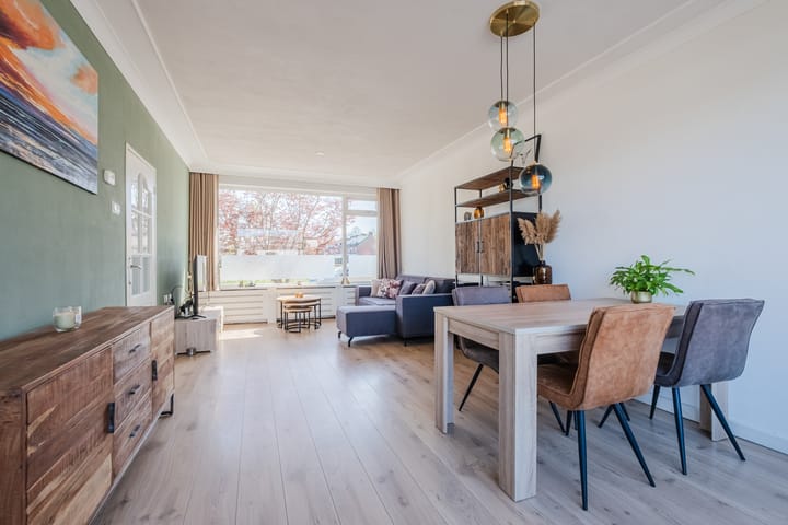 Foto 8 van Jan van Galenstraat 43