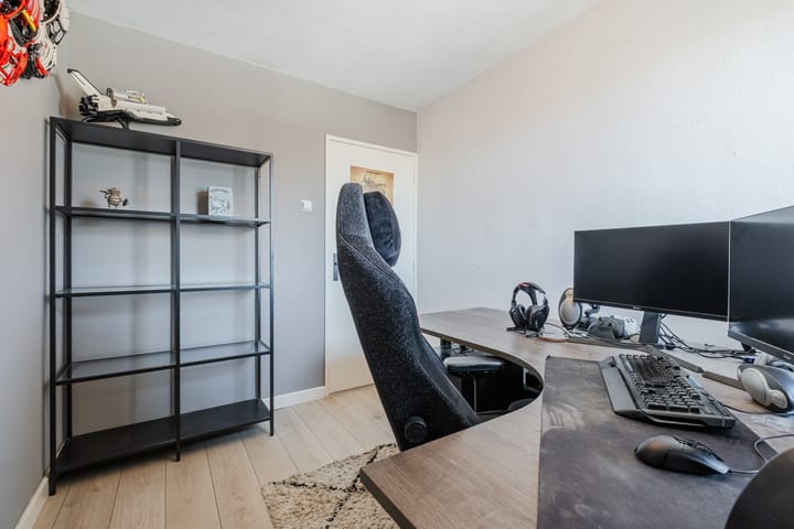 Foto 19 van Jan van Galenstraat 43