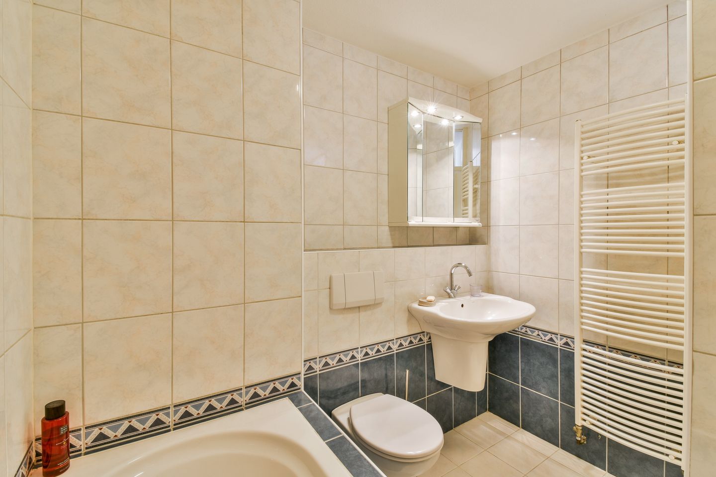 Foto 19 van Krasseurstraat 217