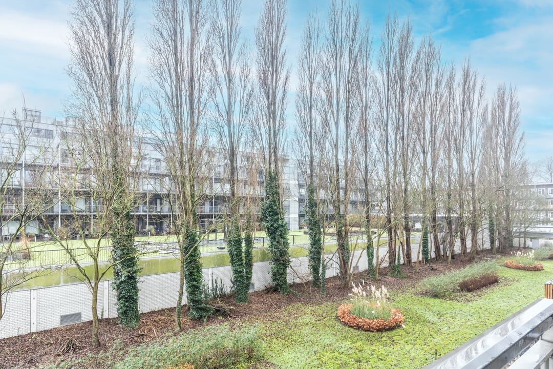 Photo 13 of Haarlemmerweg 485-D