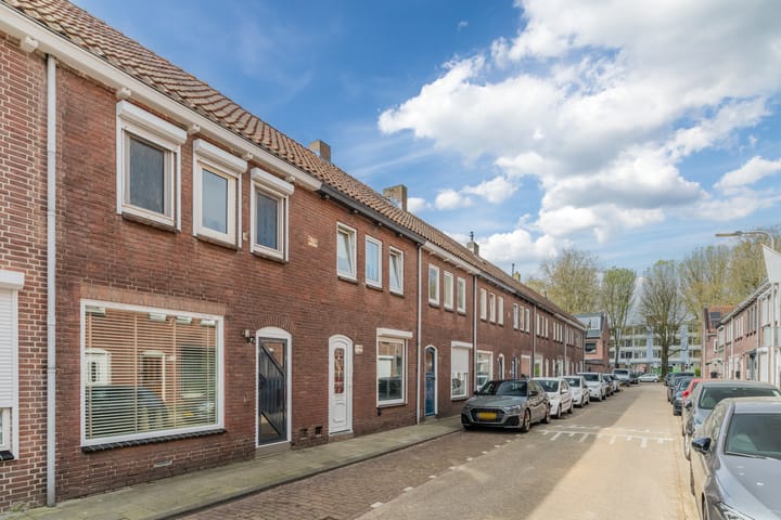 Foto 43 van President Steijnstraat 82