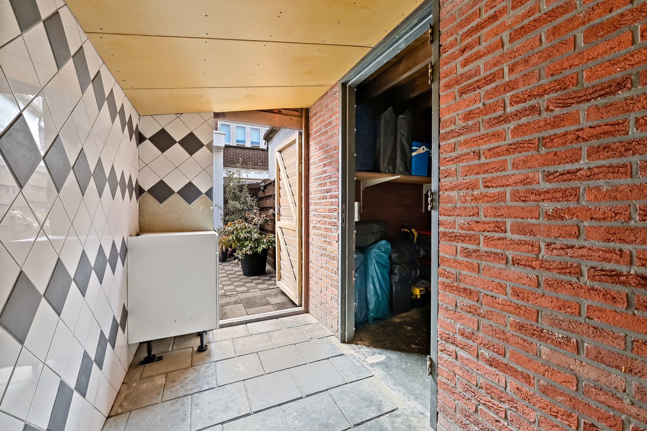 Foto 21 van Dr. de Visserplein 75