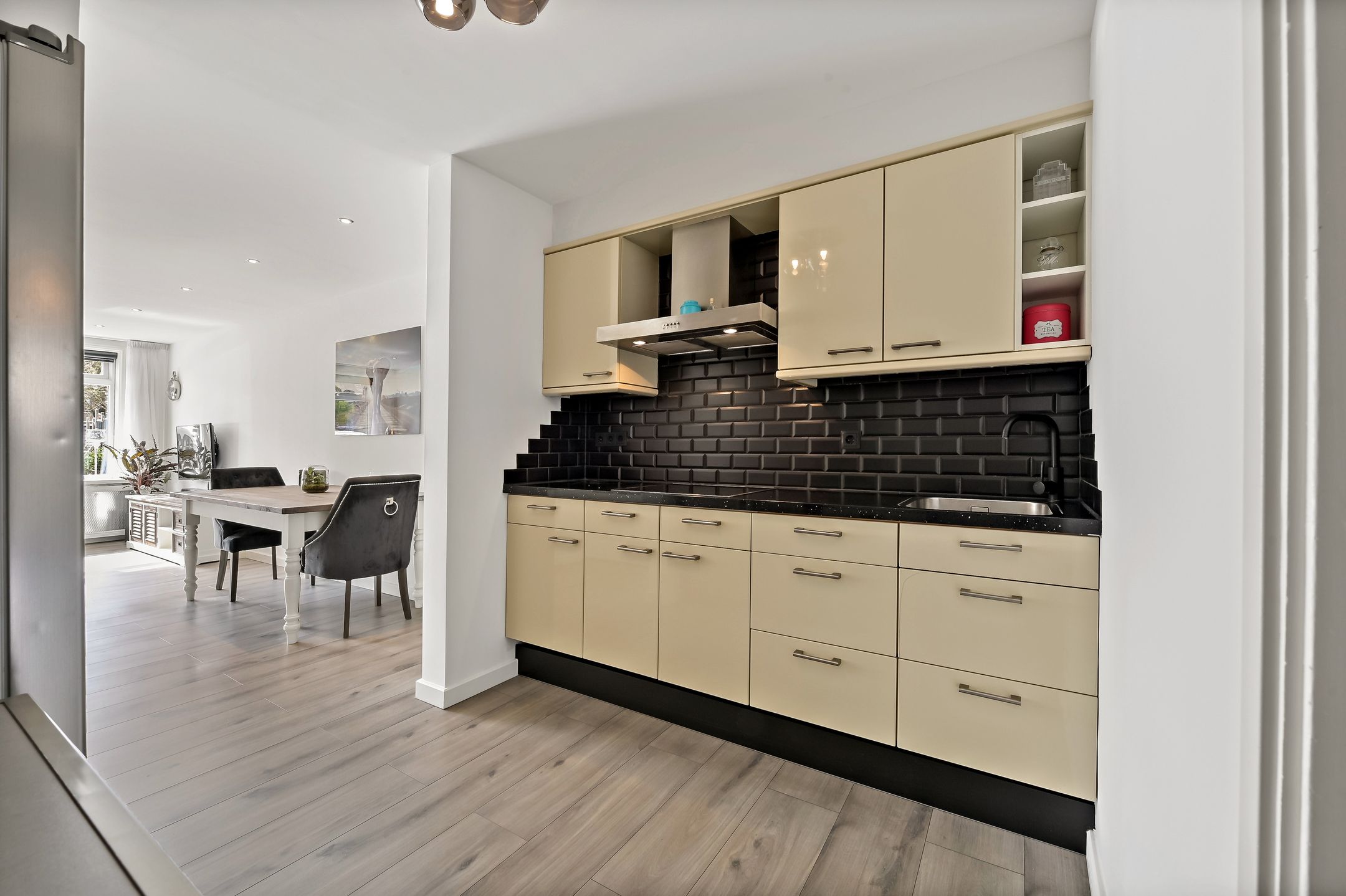 Foto 12 van Dr. de Visserplein 75