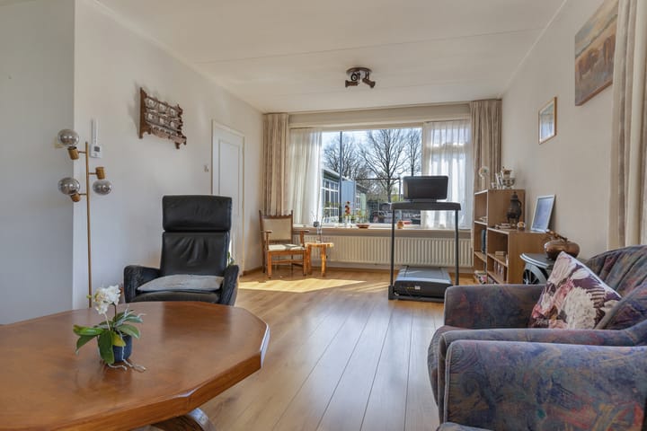 Photo 15 of Eenerstraat 73