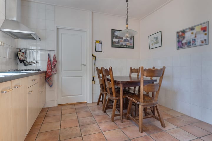 Photo 18 of Eenerstraat 73