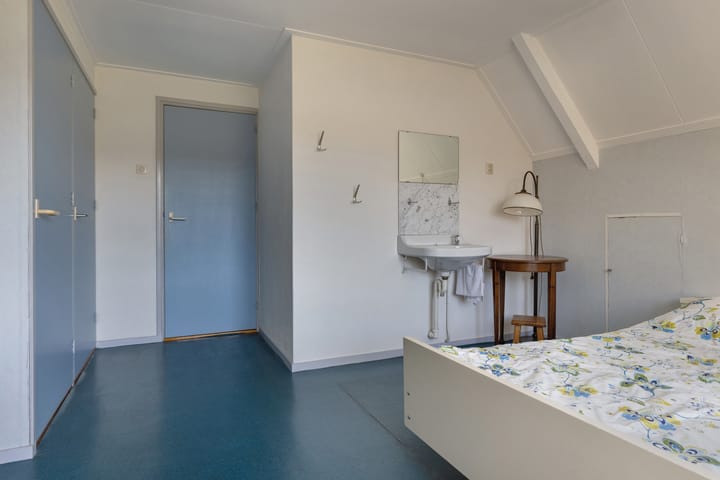 Photo 25 of Eenerstraat 73