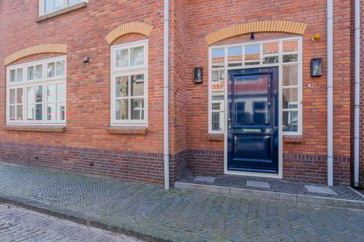 Foto 5 van Douzastraat 61