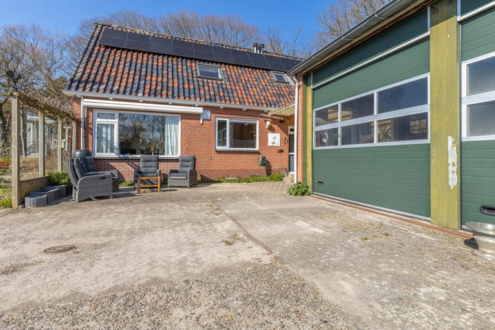 Photo 34 of Eenerstraat 73