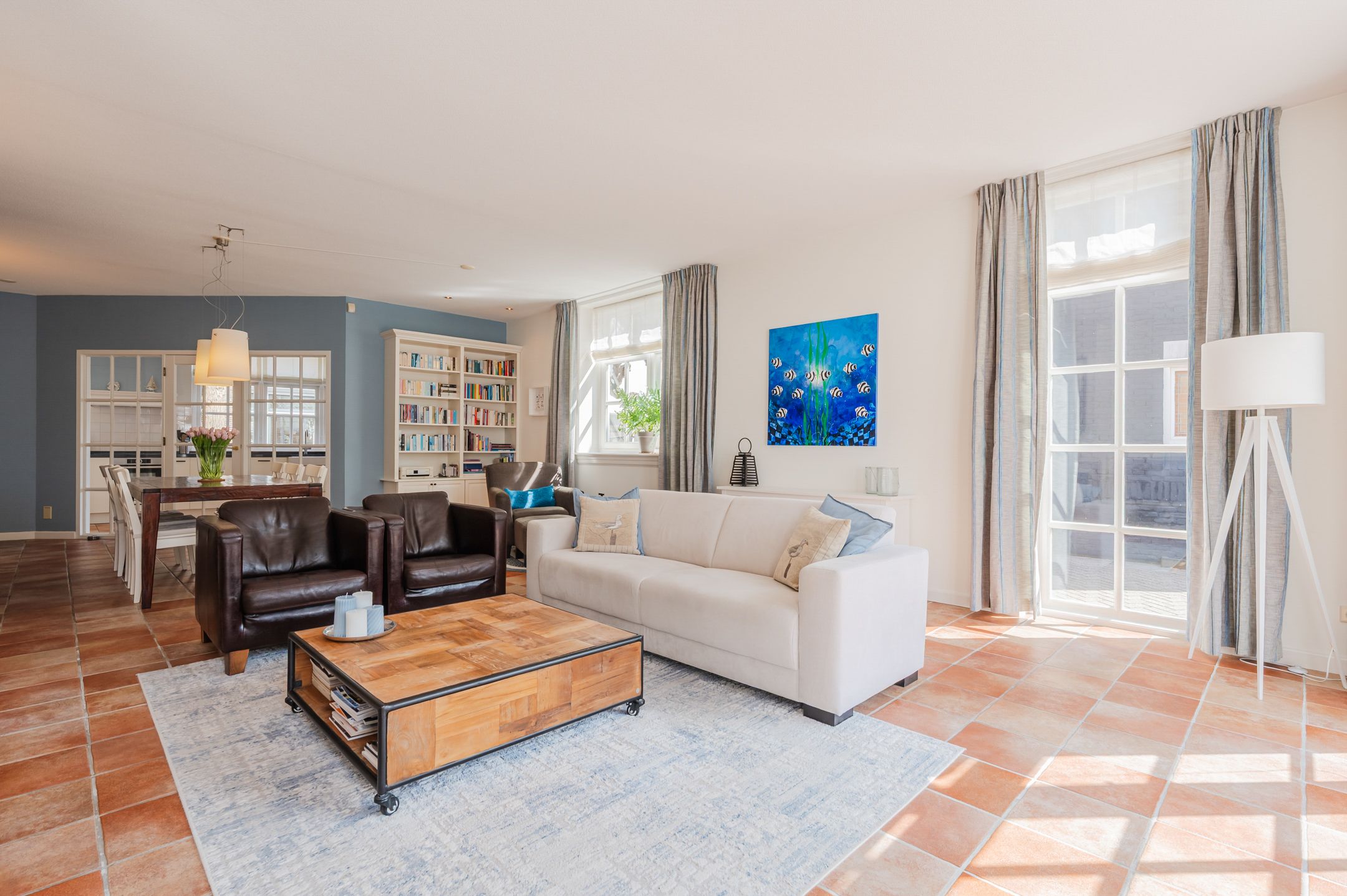 Foto 9 van Douzastraat 61