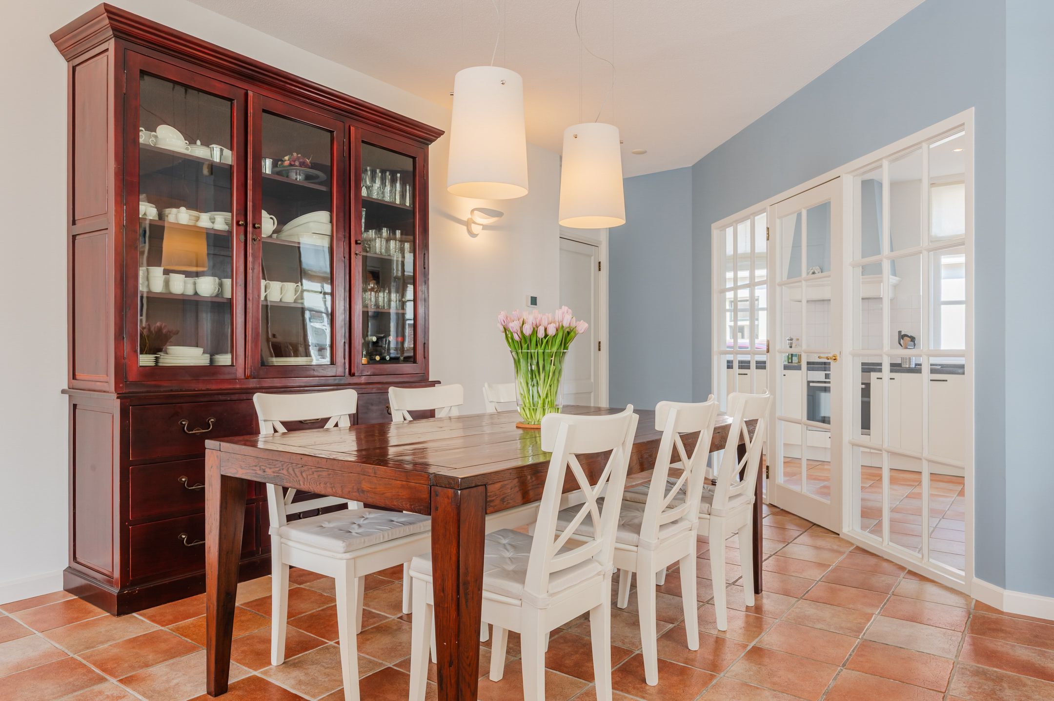 Foto 15 van Douzastraat 61