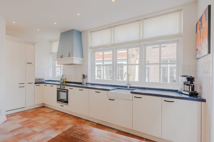 Foto 18 van Douzastraat 61