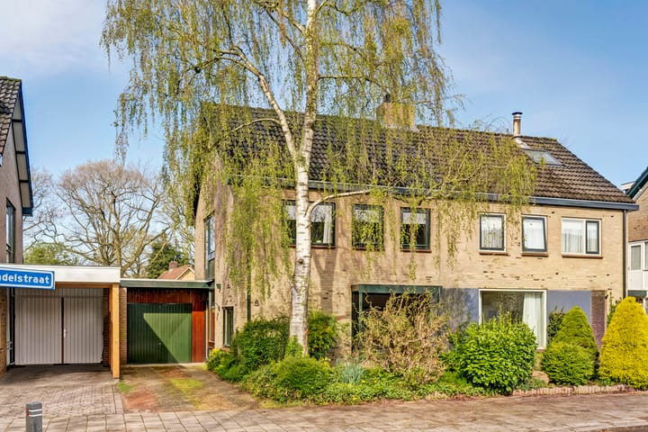 Foto 2 van Händelstraat 5