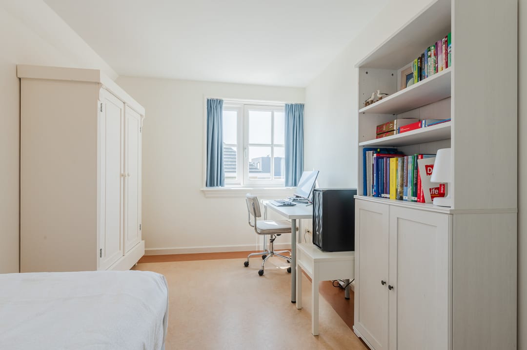 Foto 28 van Douzastraat 61