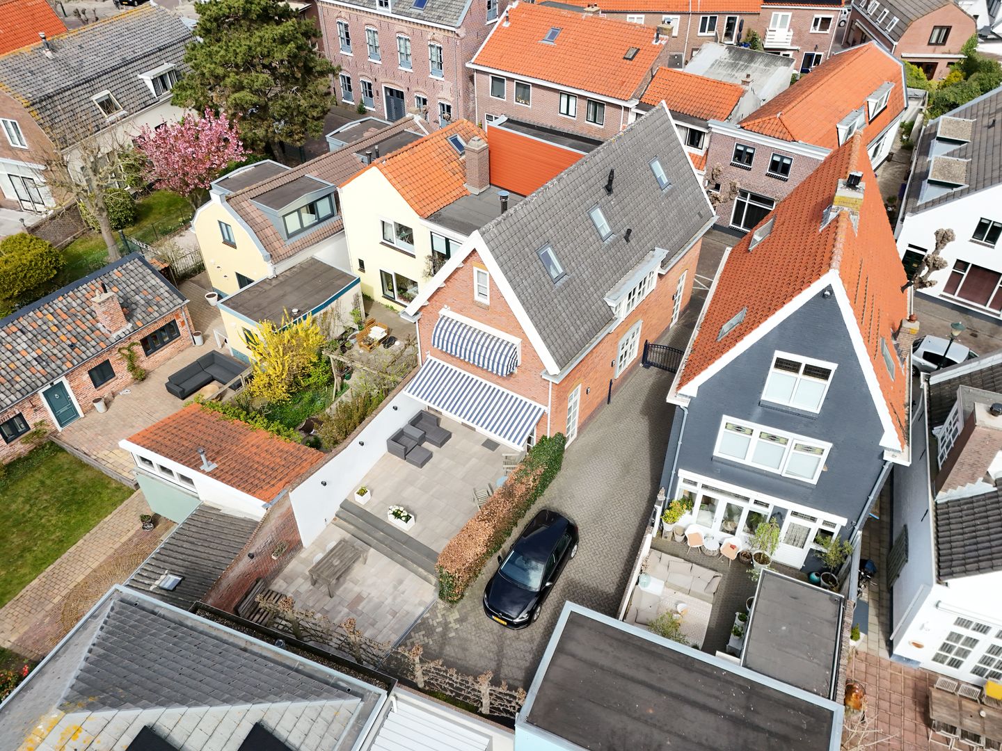 Foto 59 van Douzastraat 61