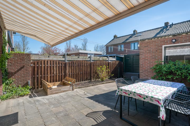 Foto 30 van Margrietstraat 7