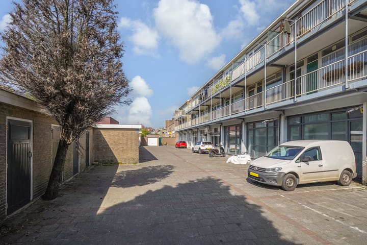 Foto 32 van Lippe-Biesterfeldweg 14-H