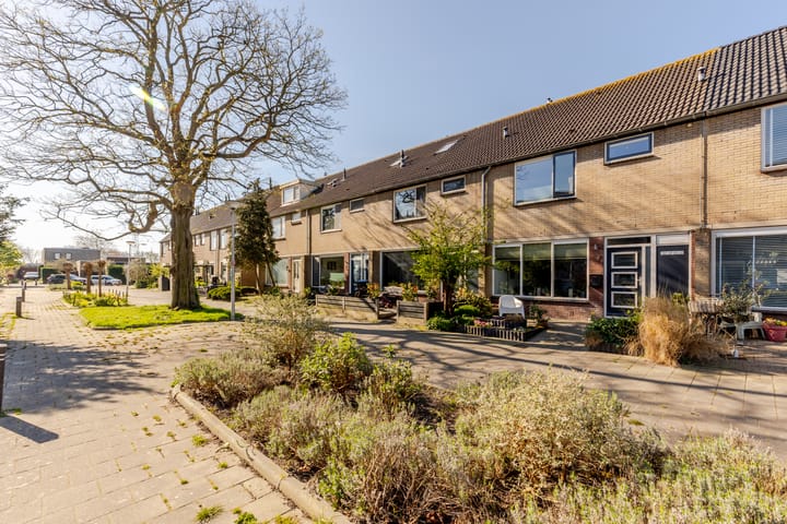 Foto 1 van Jan van Abbenbroekstraat 7