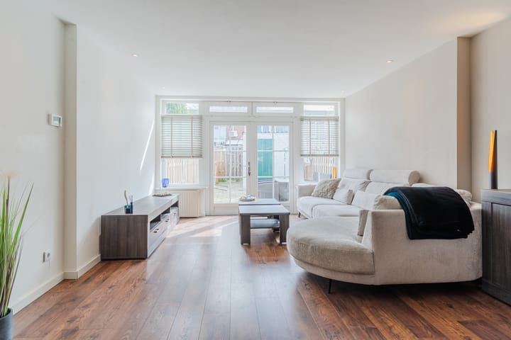 Photo 2 of Tempelhofstraat 10