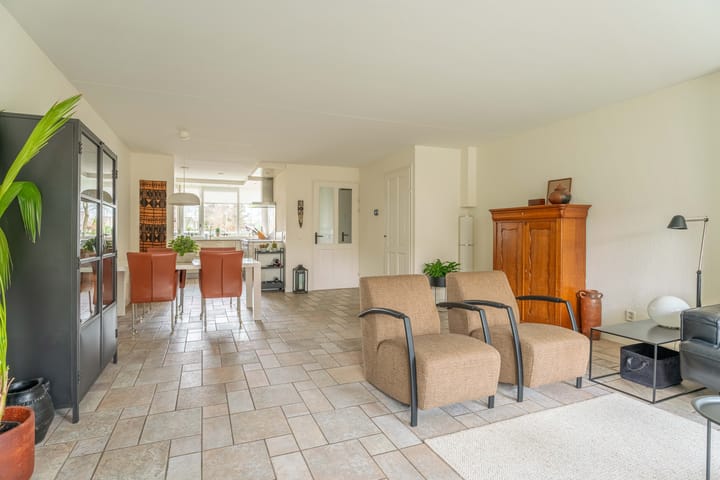 Foto 6 van Monetstraat 13