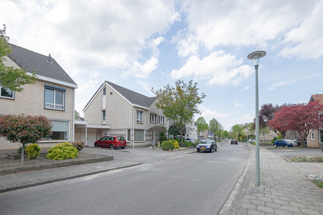 Foto 26 van Peutzstraat 71