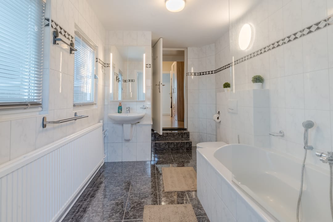 Photo 22 of Hoogeinde 29