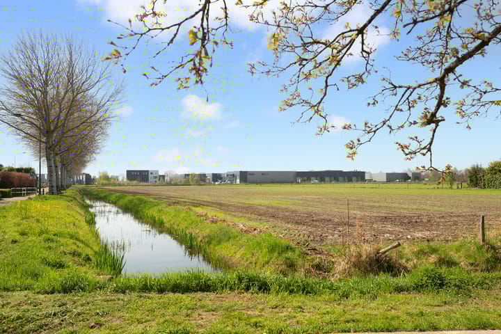 Foto 4 van Willem Alexanderstraat 11